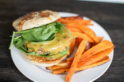 How much fat is in garden burger plain - calories, carbs, nutrition