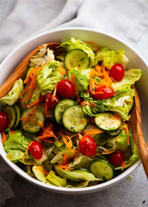 How much fat is in garden salad side - calories, carbs, nutrition