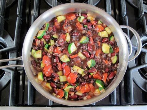 How much fat is in garden vegetable medley - calories, carbs, nutrition