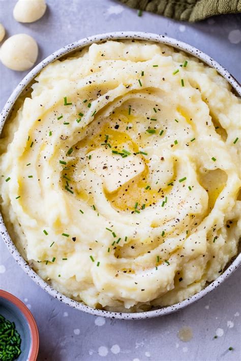 How much fat is in garlic mash potatoes - calories, carbs, nutrition