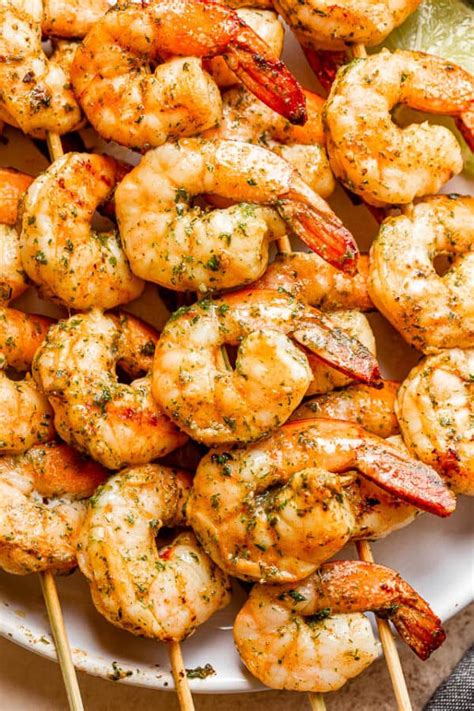 How much fat is in garlic shrimp skewer plate - calories, carbs, nutrition