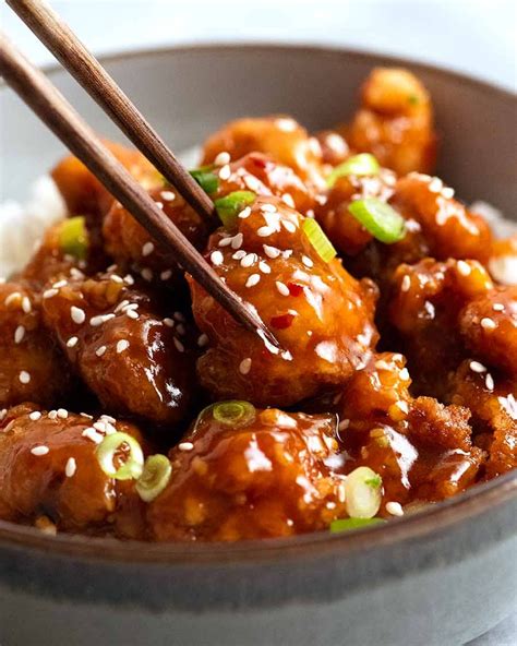How much fat is in general tso's chicken - calories, carbs, nutrition