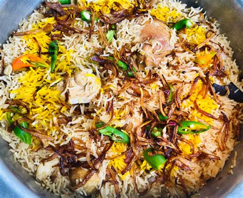 How much fat is in ghurkha style chicken yakhini pulao - calories, carbs, nutrition