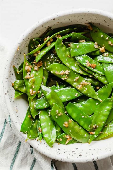 How much fat is in gingered snow peas - calories, carbs, nutrition