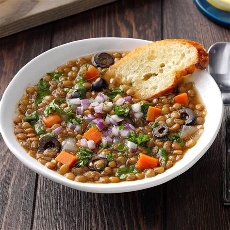 How much fat is in greek lentil soup - calories, carbs, nutrition