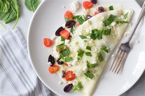 How much fat is in greek omelette, egg whites - calories, carbs, nutrition