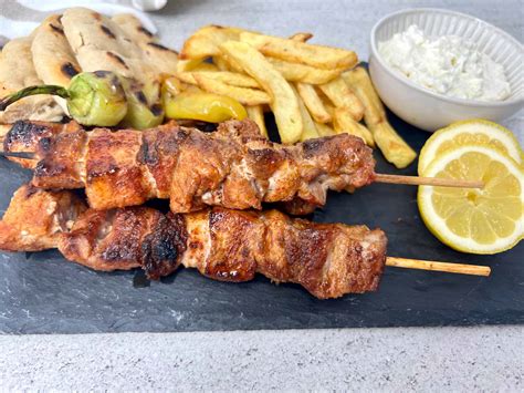 How much fat is in greek taverna - grilled pork souvlaki - calories, carbs, nutrition