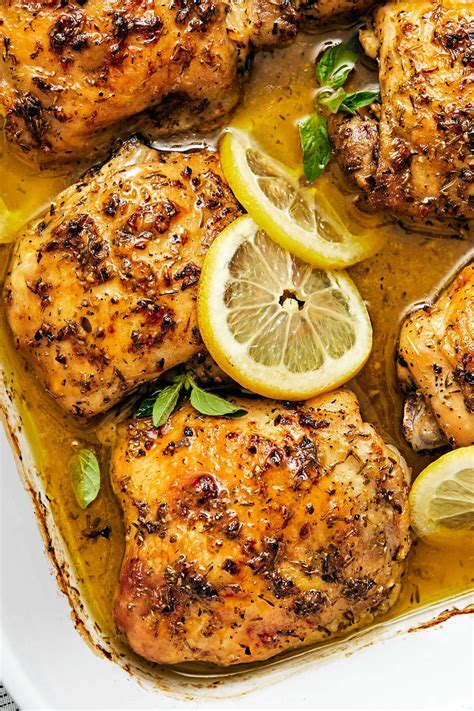 How much fat is in greek-style sauteed chicken - calories, carbs, nutrition