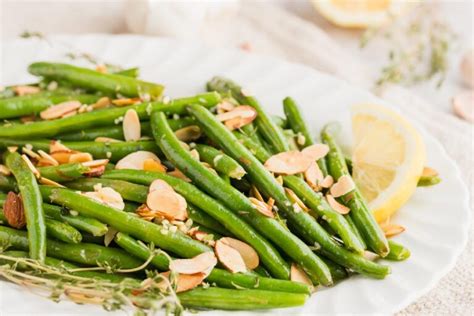 How much fat is in green bean almadine - calories, carbs, nutrition