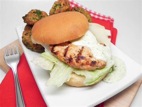 How much fat is in grill turkey burger grilled - calories, carbs, nutrition