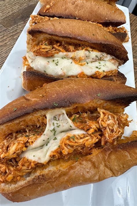 How much fat is in grilled chicken marinara sandwich - calories, carbs, nutrition