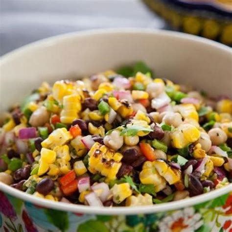 How much fat is in grilled corn, bean salad - calories, carbs, nutrition