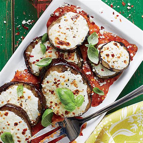 How much fat is in grilled eggplant parmesan - calories, carbs, nutrition