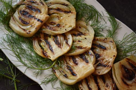 How much fat is in grilled fennel - calories, carbs, nutrition