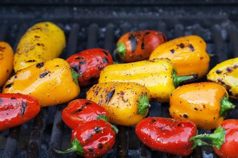 How much fat is in grilled peppers - calories, carbs, nutrition