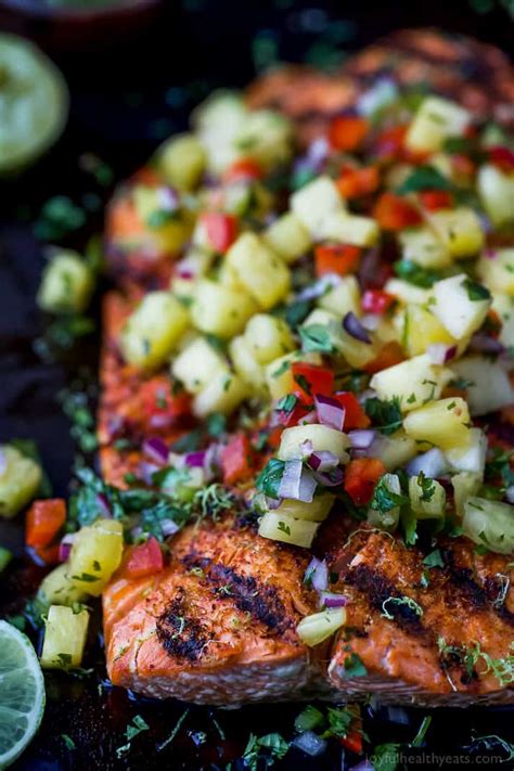 How much fat is in grilled pineapple lime salmon - calories, carbs, nutrition