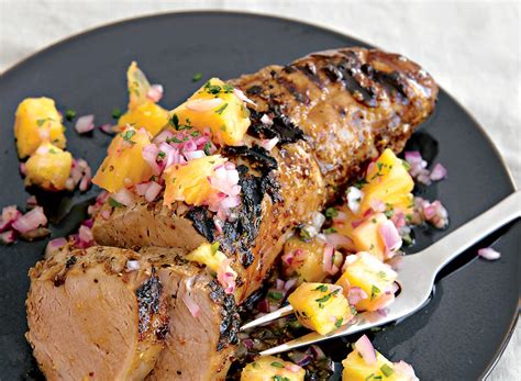 How much fat is in grilled pork loin with pineapple chutney - calories, carbs, nutrition