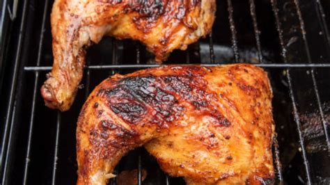 How much fat is in grilled quarter hot chicken - calories, carbs, nutrition