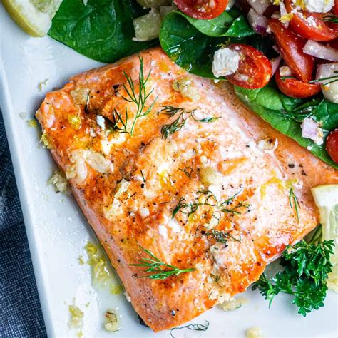 How much fat is in grilled salmon w lemon - calories, carbs, nutrition