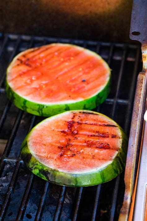 How much fat is in grilled watermelon salad - calories, carbs, nutrition