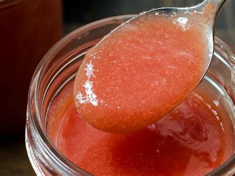 How much fat is in guava sauce, cooked - calories, carbs, nutrition