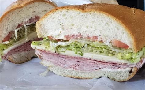 How much fat is in ham, salami provolone club withpasta salad - calories, carbs, nutrition