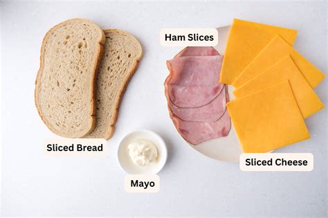 How much fat is in ham and cheese on white bread - calories, carbs, nutrition