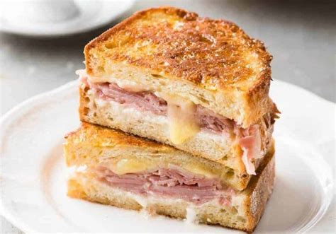 How much fat is in ham and swiss on rye - calories, carbs, nutrition