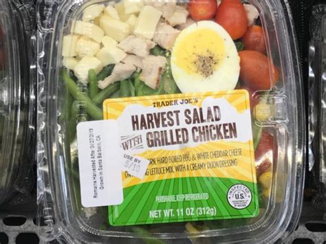How much fat is in harvest salad with grilled chicken (27799.1) - calories, carbs, nutrition