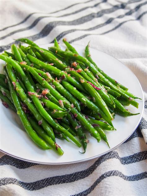 How much fat is in henry's green beans - calories, carbs, nutrition