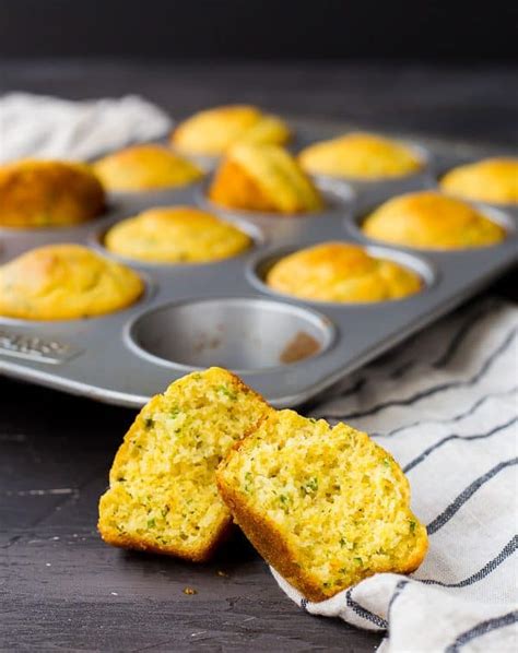 How much fat is in herb corn muffins - calories, carbs, nutrition