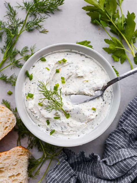 How much fat is in herb cream cheese with parmesan - calories, carbs, nutrition