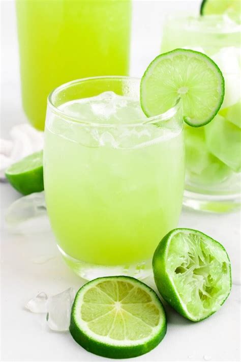 How much fat is in honey dew melon aqua fresca - calories, carbs, nutrition