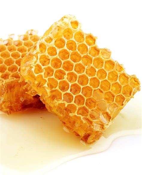 How much fat is in honey-comb - calories, carbs, nutrition