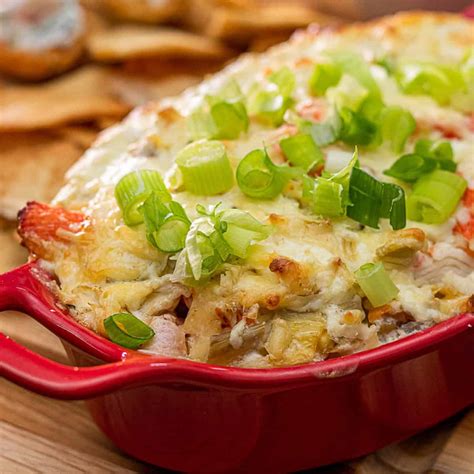How much fat is in hot crab and artichoke dip - calories, carbs, nutrition