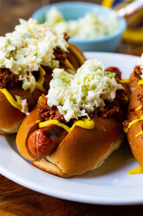 How much fat is in hot dogs with slaw and chili - calories, carbs, nutrition