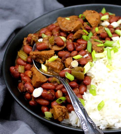 How much fat is in house vegetarian red beans & rice - calories, carbs, nutrition