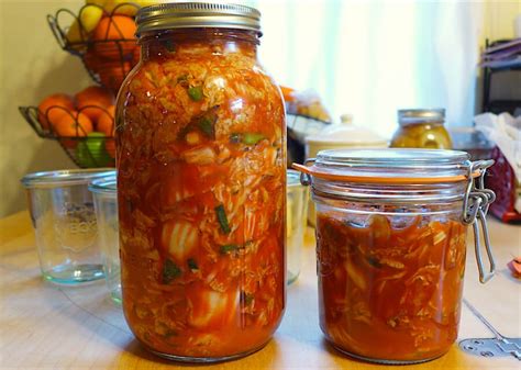How much fat is in housemade kimchi - calories, carbs, nutrition