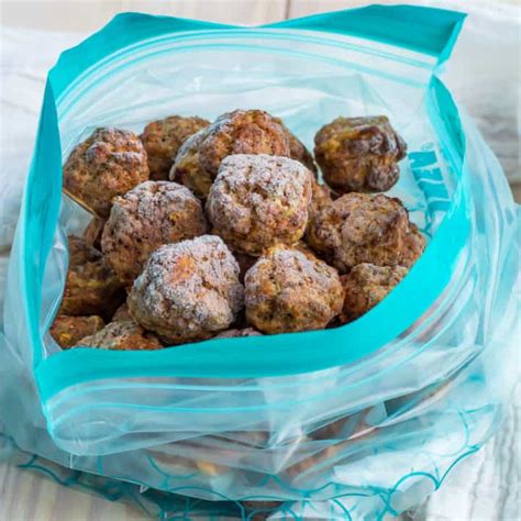 How much fat is in housemade prepared meatballs - calories, carbs, nutrition