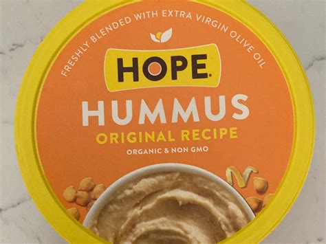 How much fat is in hummus - calories, carbs, nutrition