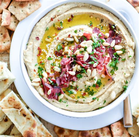 How much fat is in hummus - roasted garlic - calories, carbs, nutrition