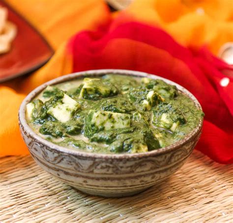 How much fat is in indian palak paneer - calories, carbs, nutrition