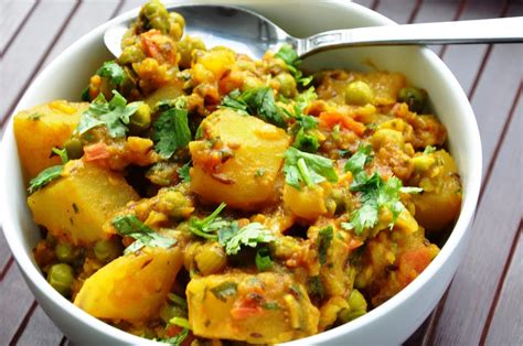 How much fat is in indian potatoes, peas & cauliflower - calories, carbs, nutrition