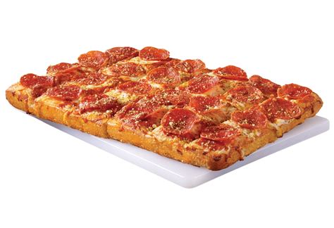 How much fat is in individual deep dish pepperoni pizza - calories, carbs, nutrition