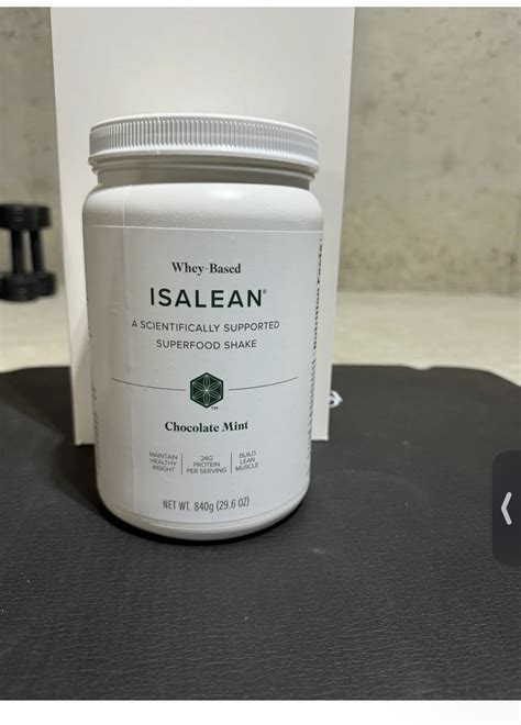 How much fat is in isalean chocolate - calories, carbs, nutrition