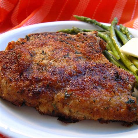 How much fat is in italian breaded pork chops - calories, carbs, nutrition