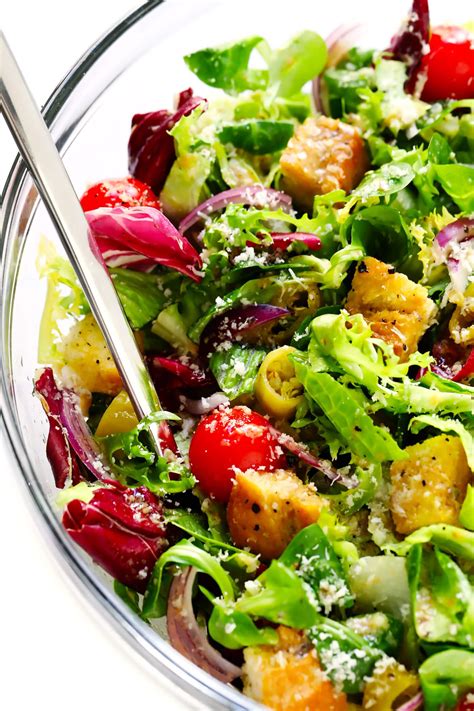 How much fat is in italian salad - calories, carbs, nutrition