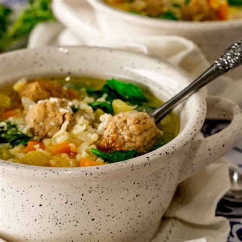 How much fat is in italian wedding soup (mindful) 12 oz - calories, carbs, nutrition