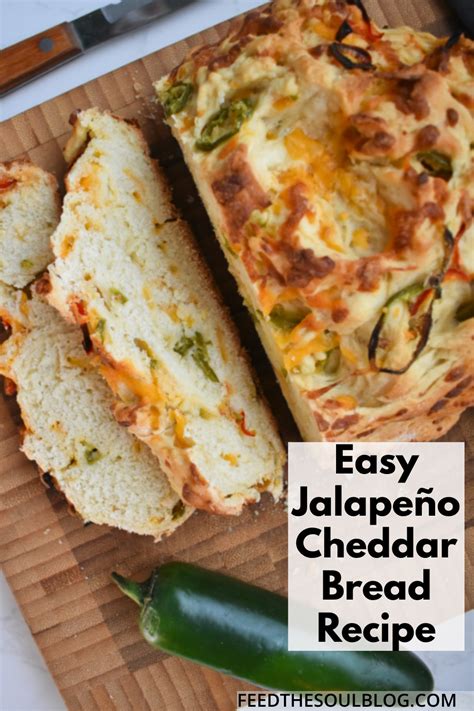 How much fat is in jalapeno cheese bread - calories, carbs, nutrition