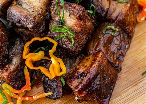 How much fat is in jerk pork strips - calories, carbs, nutrition